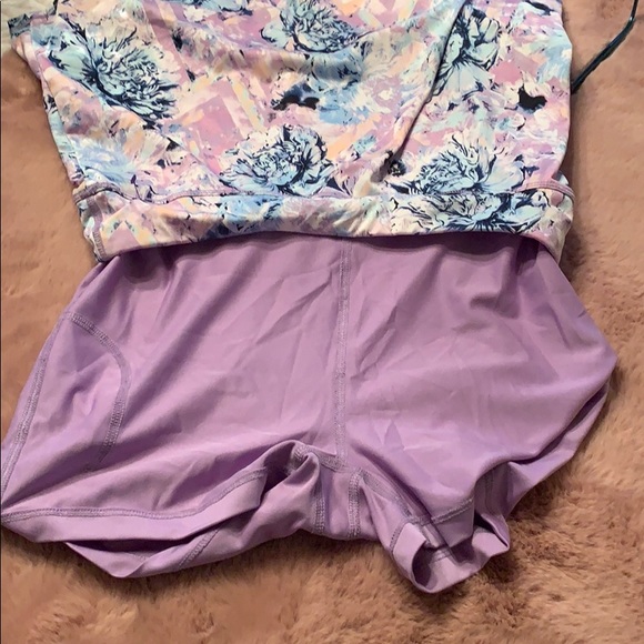 Ideology Sports Skirt Large with Boy shorts under - Picture 5 of 7